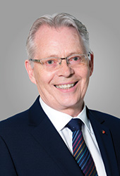 Bowmer, M. Ian